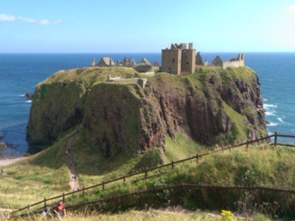 Dunnottar Castle - Declaration of Freedom Tour