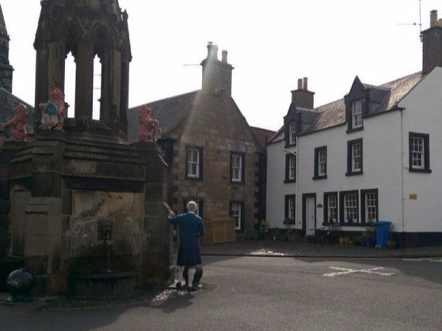 Episode 1 - Falkland - Outlander film locations tour